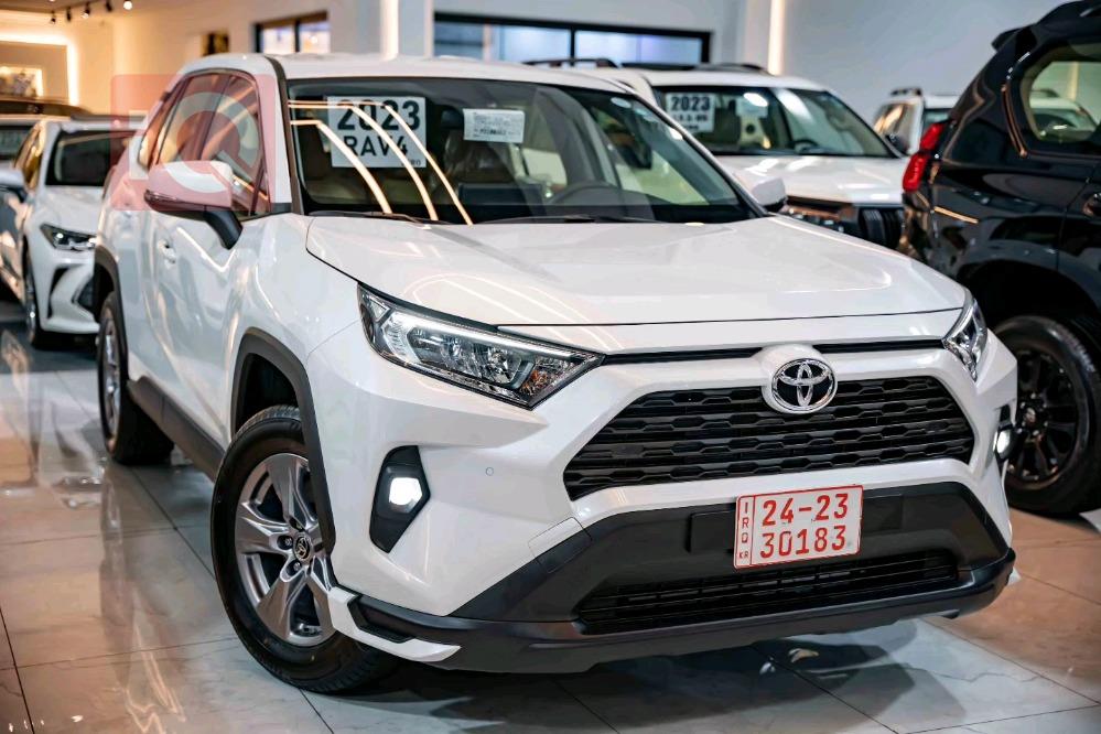 تۆیۆتا ڕاڤ 4